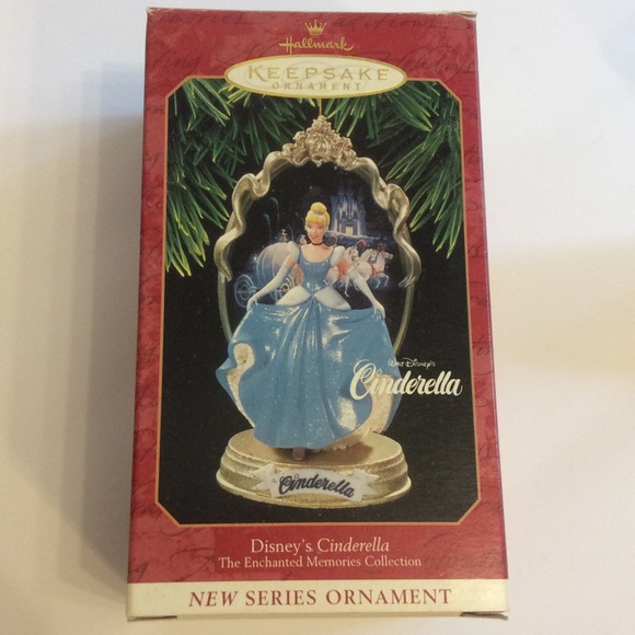Disney Cinderella Hallmark Keepsake Ornament 1997 - Picture 2 of 8
